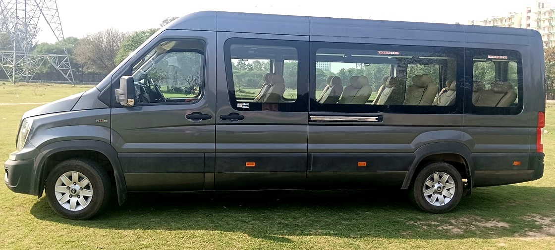 16 Seater Tempo Traveller